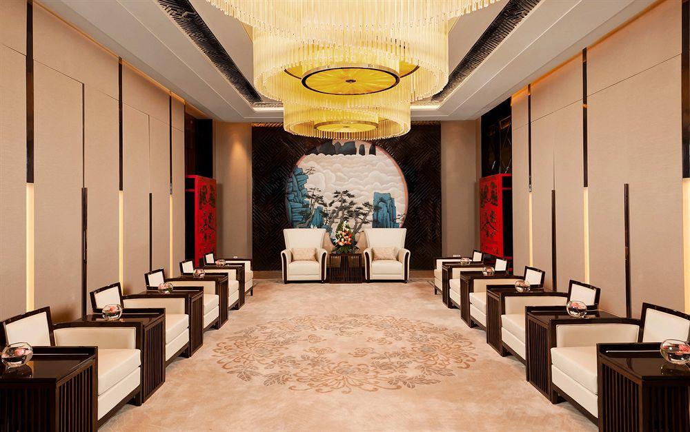 Sheraton Changchun Jingyuetan Hotel מראה חיצוני תמונה