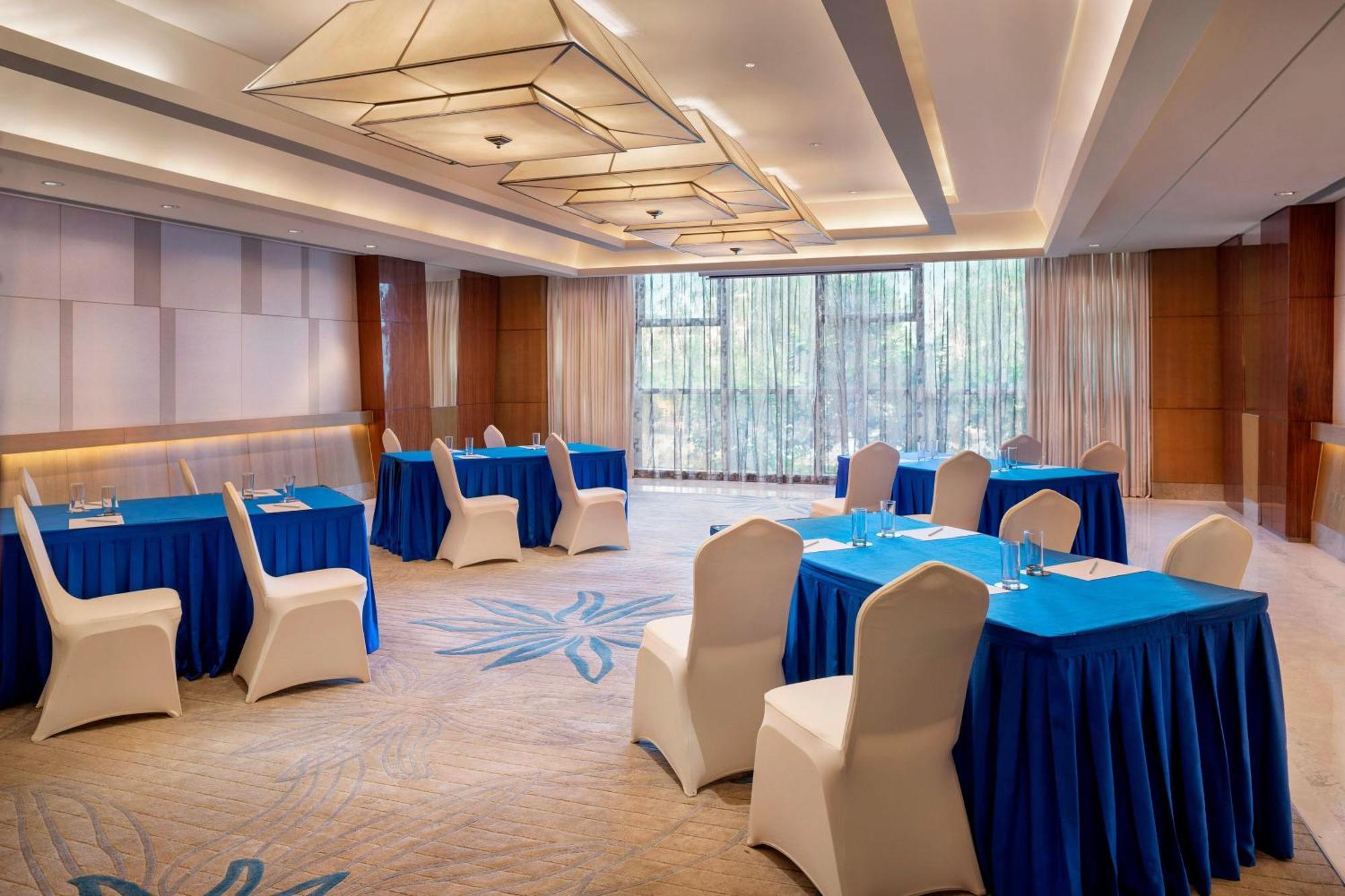 Sheraton Changchun Jingyuetan Hotel מראה חיצוני תמונה