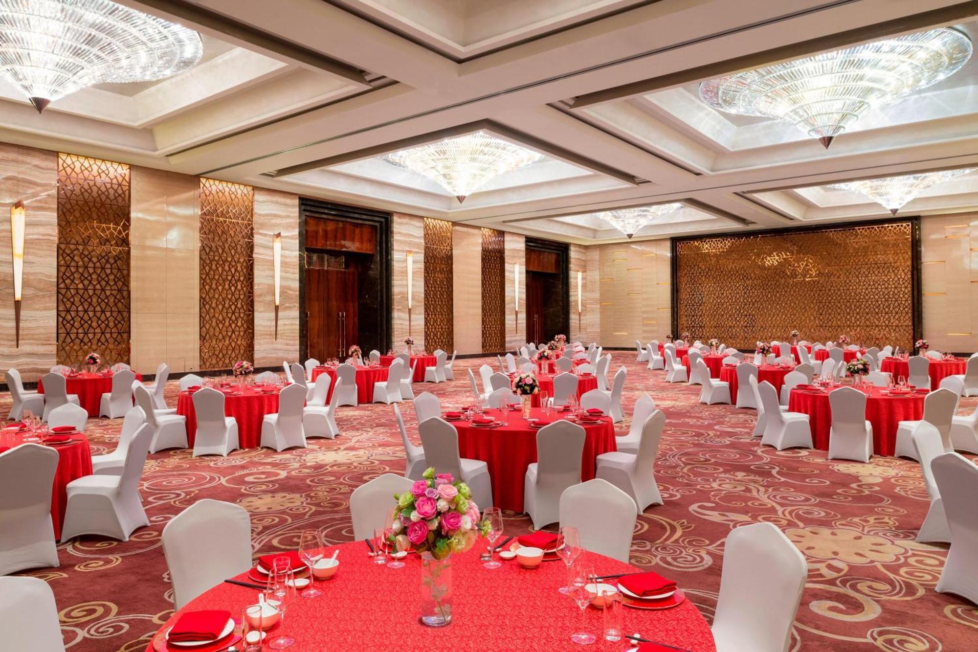Sheraton Changchun Jingyuetan Hotel מראה חיצוני תמונה