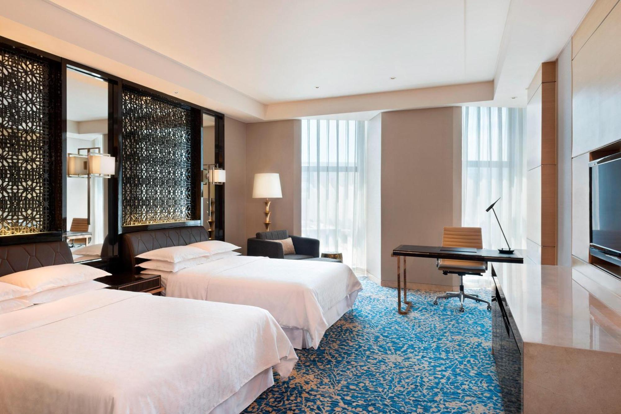 Sheraton Changchun Jingyuetan Hotel מראה חיצוני תמונה