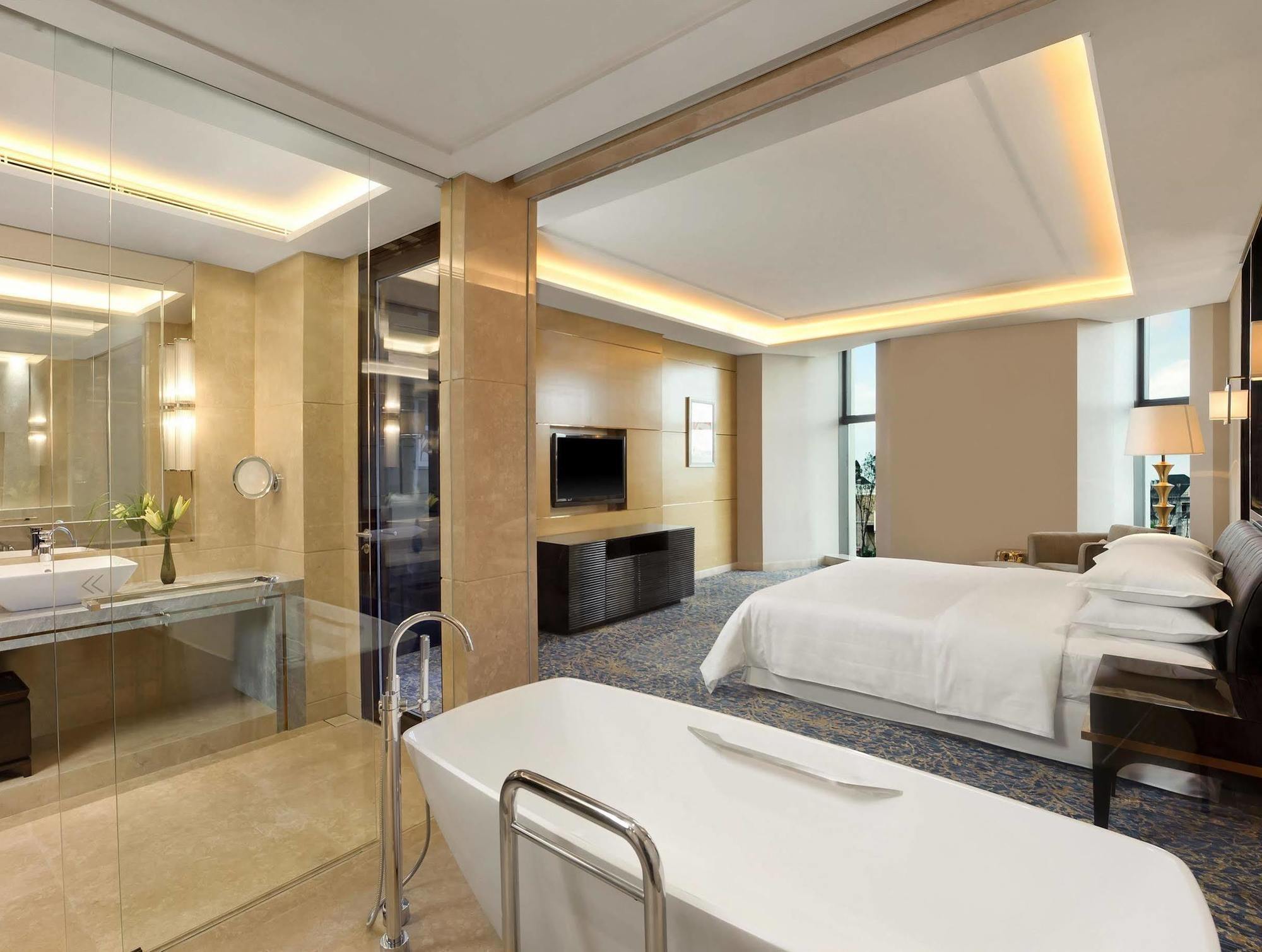 Sheraton Changchun Jingyuetan Hotel מראה חיצוני תמונה