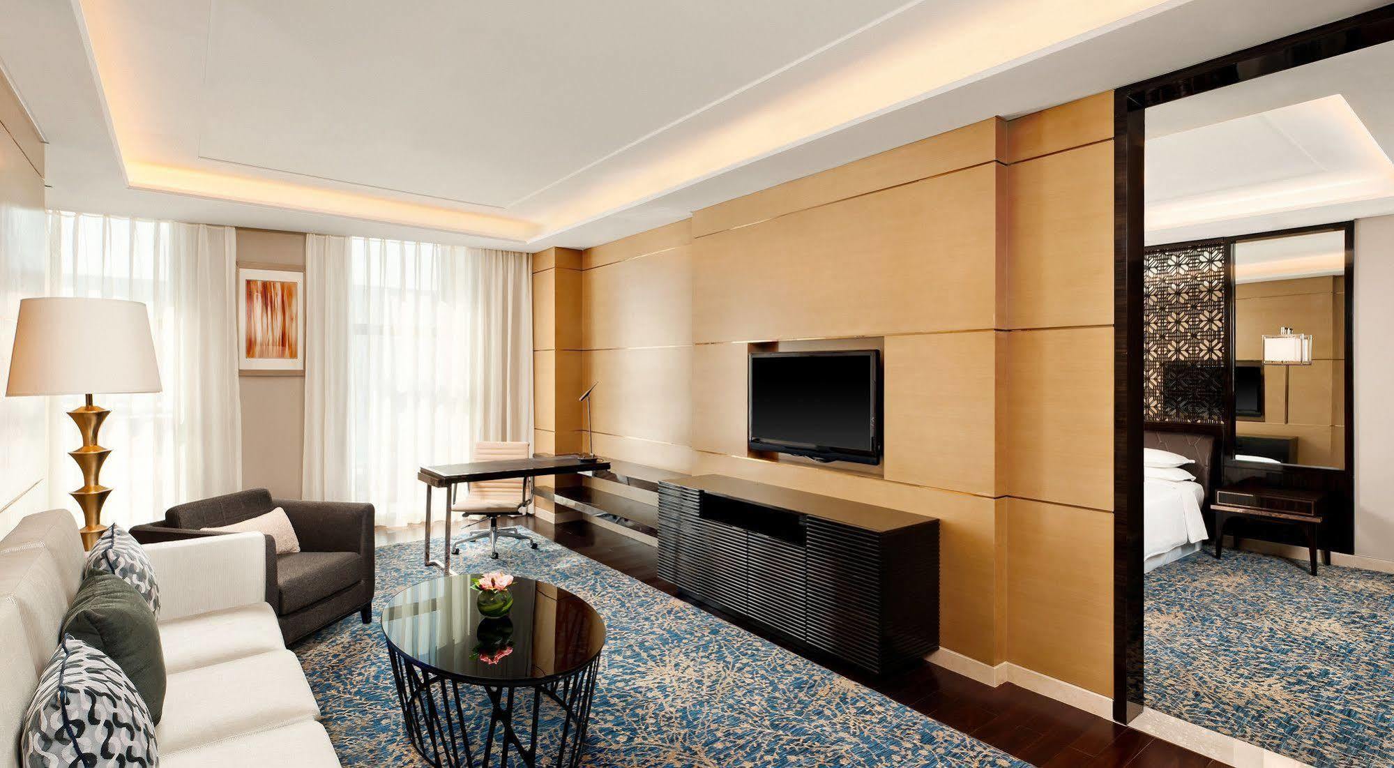 Sheraton Changchun Jingyuetan Hotel מראה חיצוני תמונה