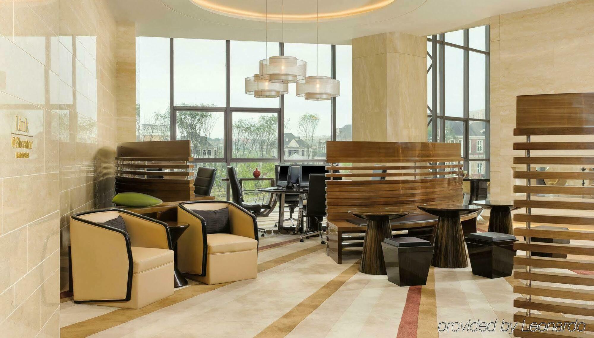 Sheraton Changchun Jingyuetan Hotel מראה חיצוני תמונה